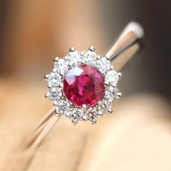 Jewelry - 925 Silver Plated Oval Sun Flower Red Elegant_